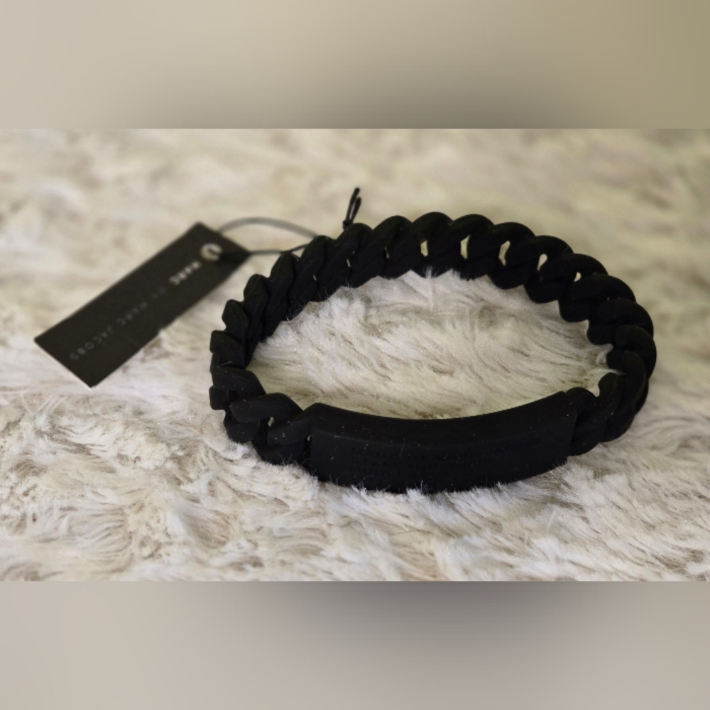 Marc By Marc Jacobs Black Silicone Spiral Bracelet NWT‎